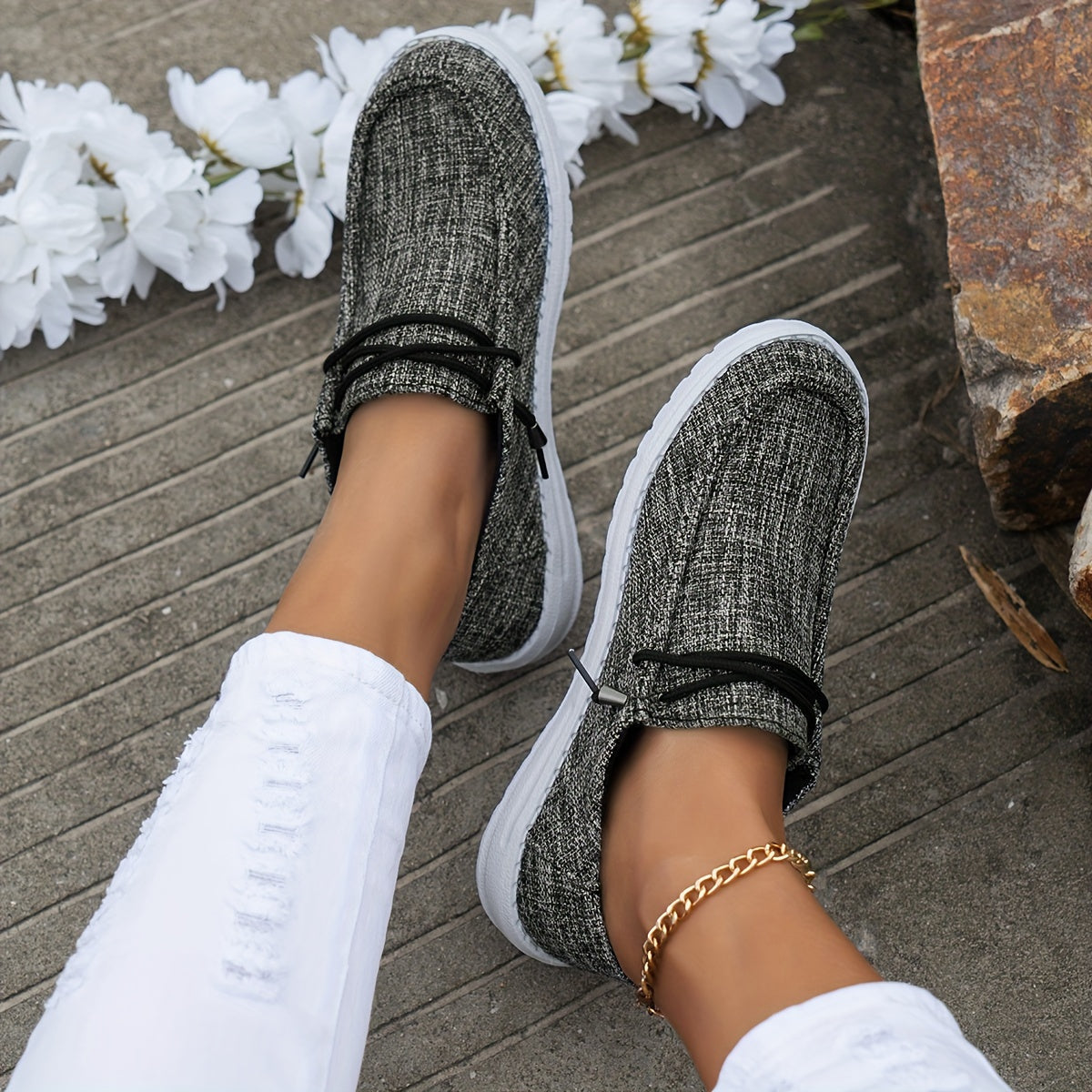 Women Breathable Non-Slip Sneakers Lightweight Slip-On Walking Shoes