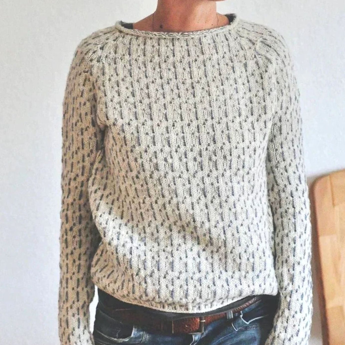 Women's Relaxed Fit Chunky Knit Crew Neck Pullover Sweater - Image 2