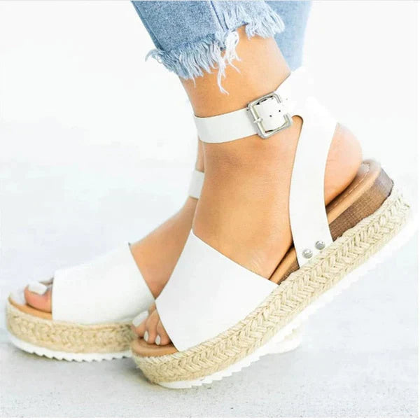 Women Comfortable Flat Sandals - Image 17