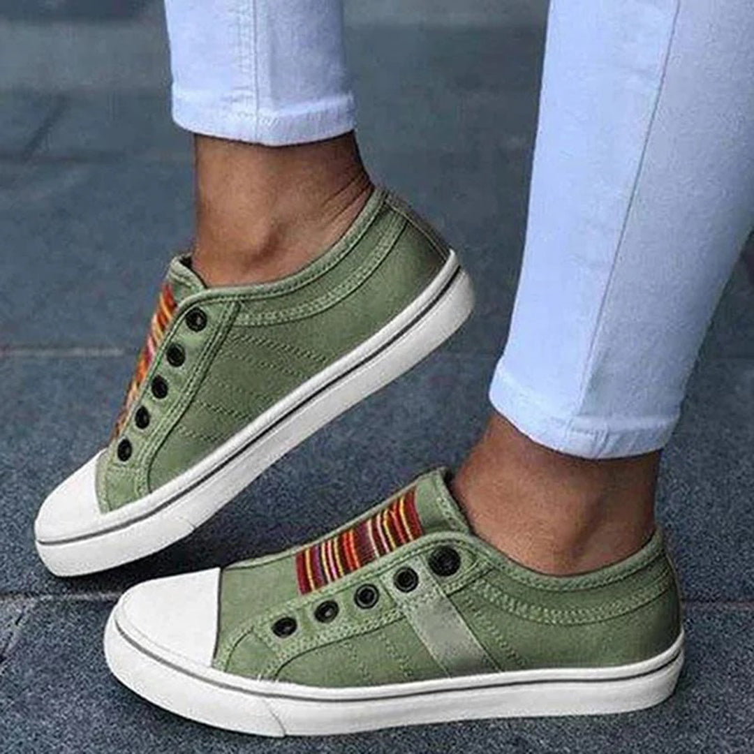 Women's Comfortable Slip-On Canvas Shoes - Image 3