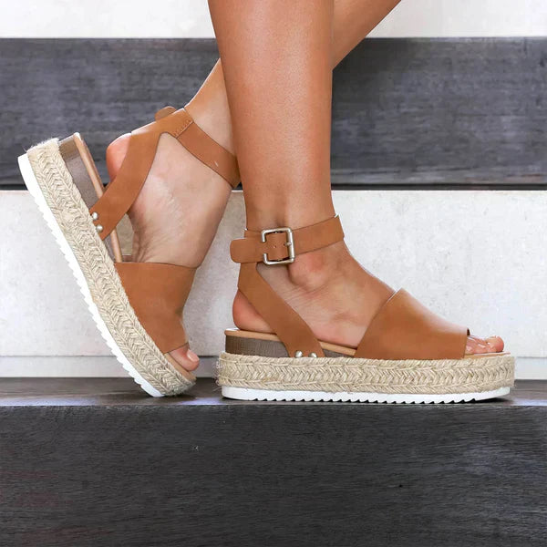 Women Comfortable Flat Sandals - Image 10