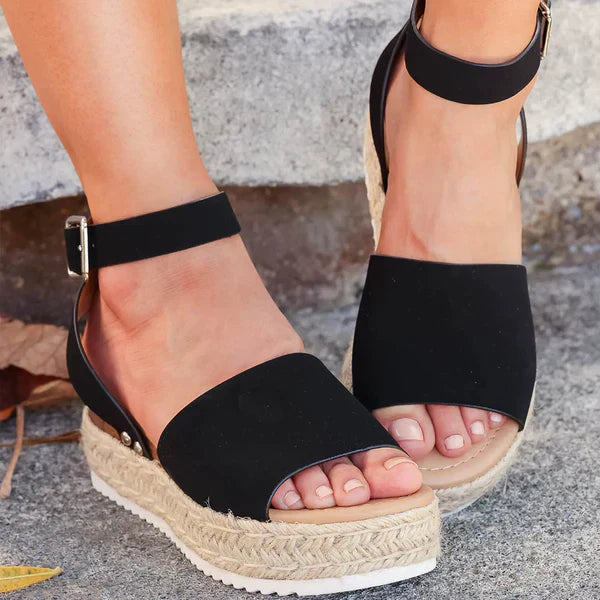 Women Comfortable Flat Sandals - Image 6