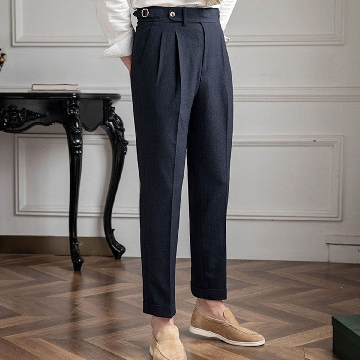 Men's High-Rise Pleated Trousers Cuffed Hem